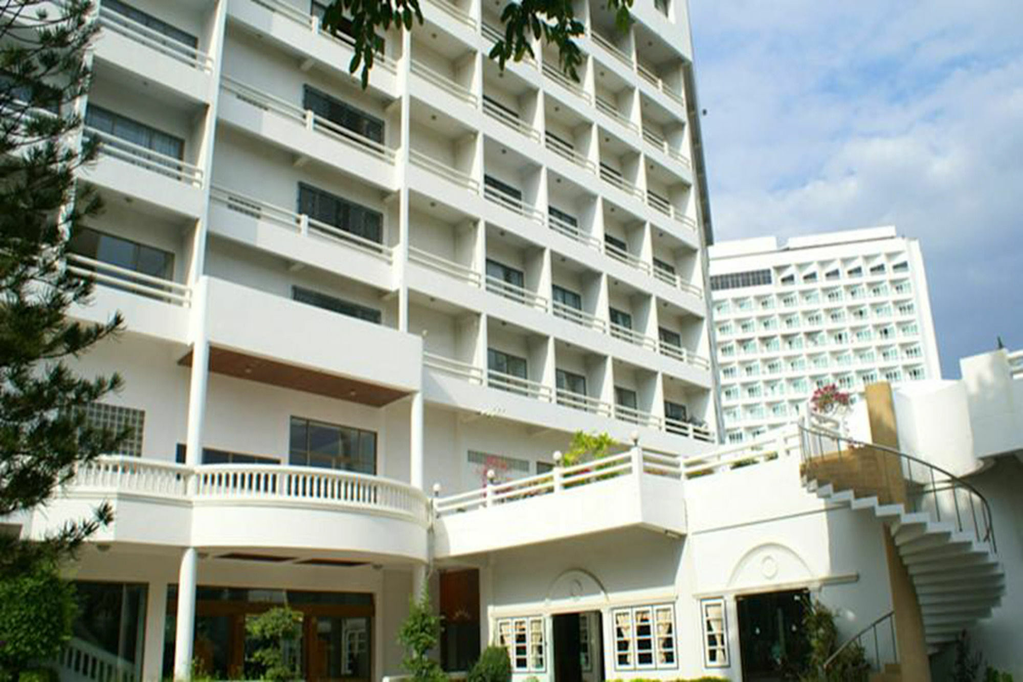 Royal Palace Hotel Pattaya Dış mekan fotoğraf